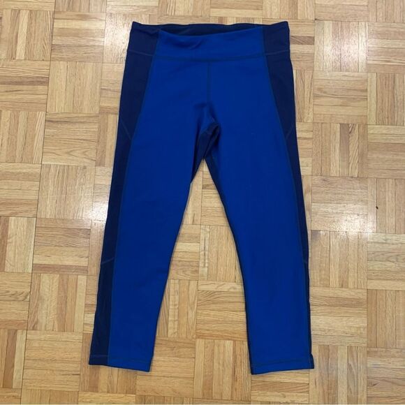 Under Armour Blue Two Tone Capri Leggings - Picture 2 of 7